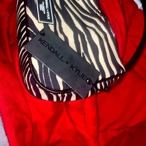 Kendall & Kylie bag 😍 ,, new (only used once)